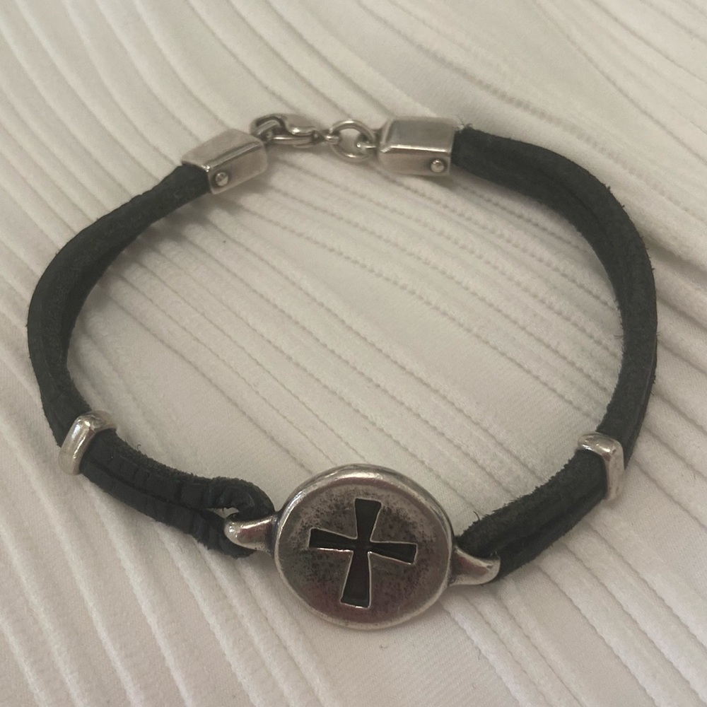 Retired James Avery Cross Silver Medallion Bracelet